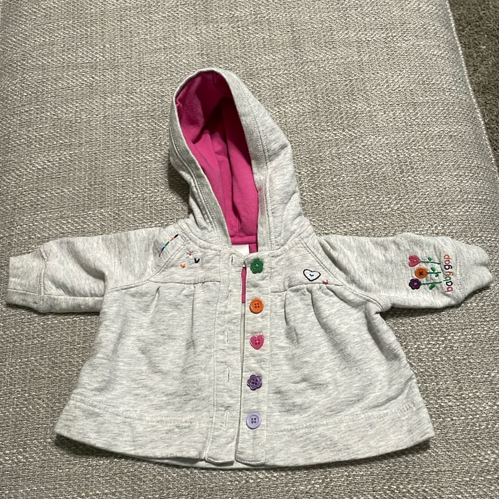 Gap baby girl hoodie gray jacket decorative buttons and embroidery 0-3M